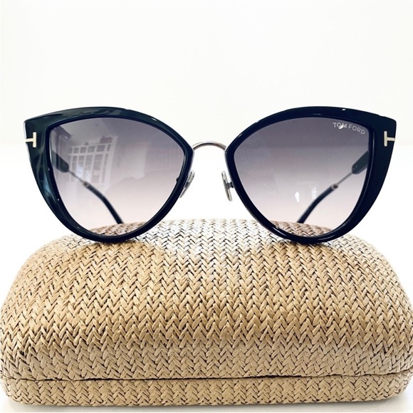 Tom Ford Angelica cat eye sunglasses main image 11